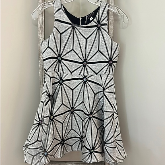 Hannah Banana Fit and Flare Dress - Picture 1 of 10